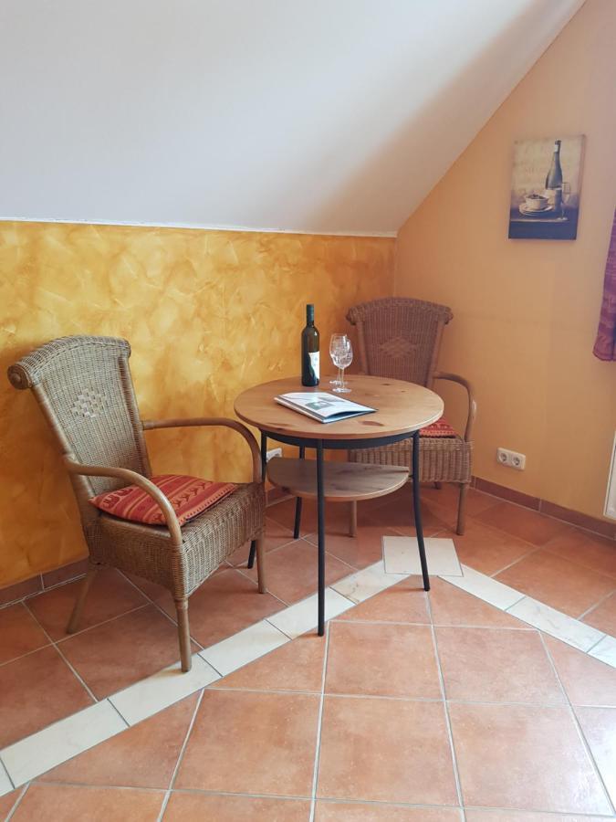Weingut Und Gaestehaus Henrici Friesenheim is an Ortsgemeinde Dış mekan fotoğraf